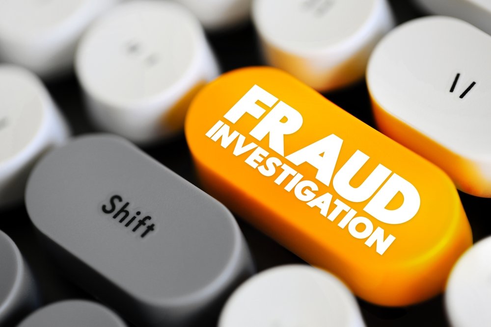 Fraud,Investigation,-,Examining,Evidence,To,Determine,If,A,Fraud
